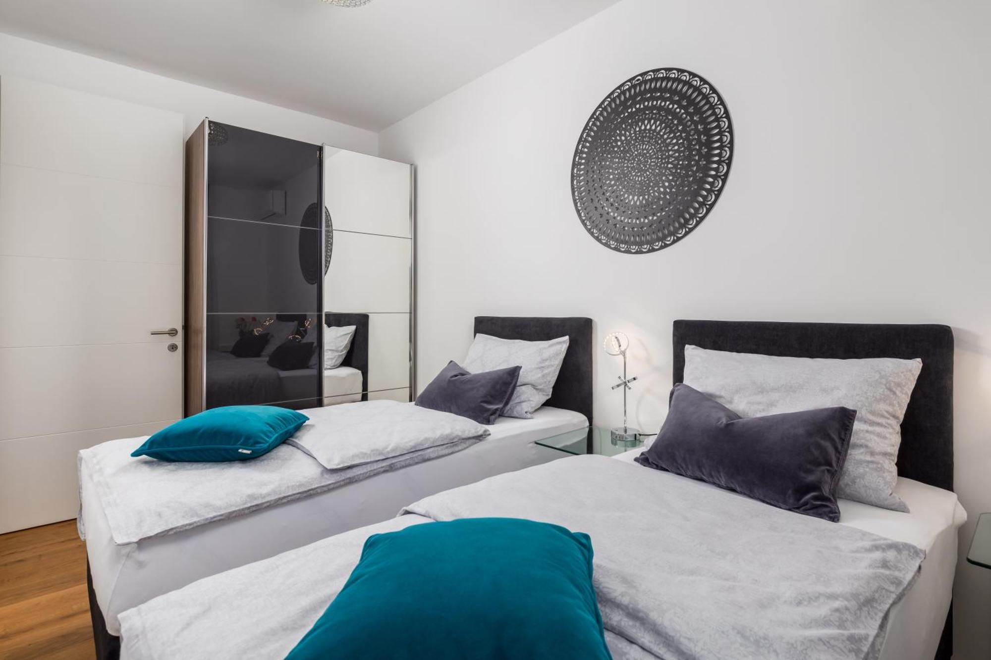 Luxury Apartment Hyperion With Private Pool And Garden Муртер Екстер'єр фото
