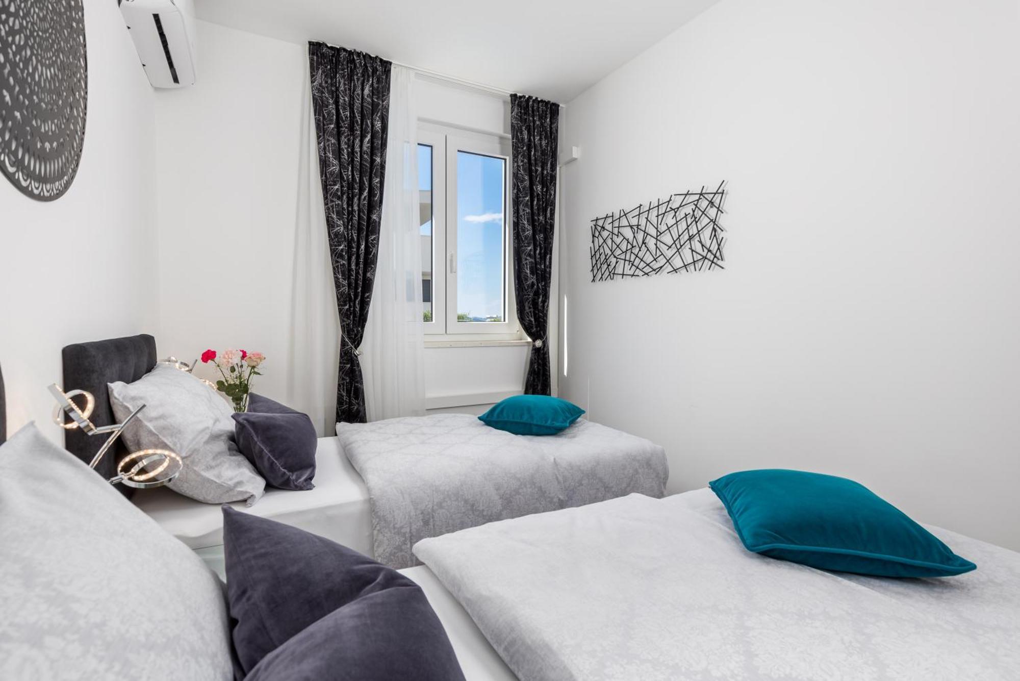 Luxury Apartment Hyperion With Private Pool And Garden Муртер Екстер'єр фото
