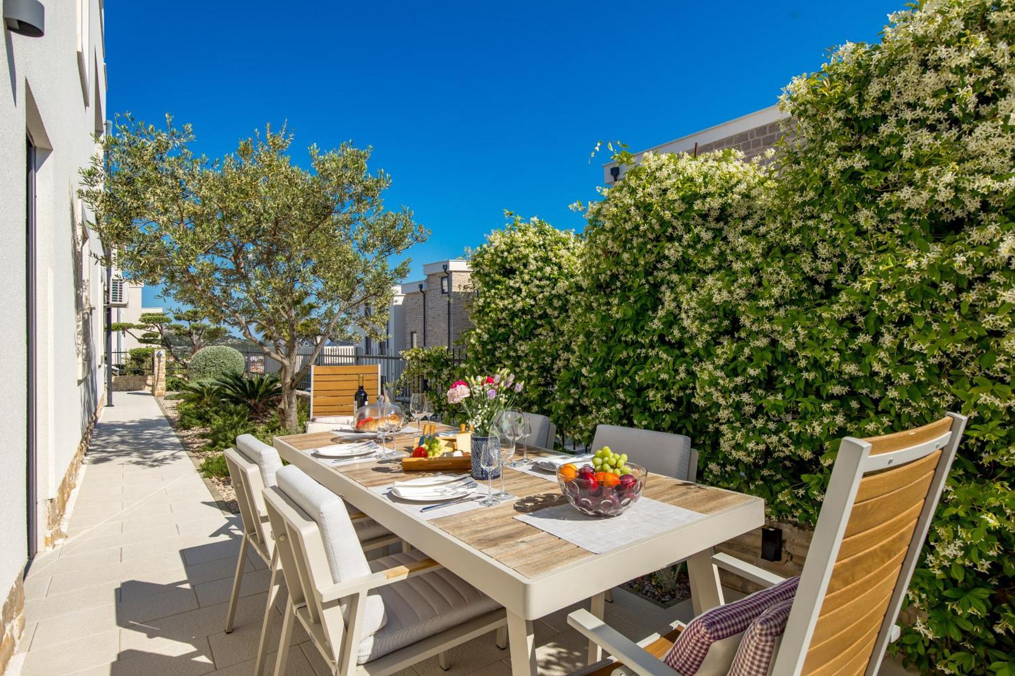 Luxury Apartment Hyperion With Private Pool And Garden Муртер Екстер'єр фото